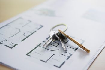 Immobilienmakler in VS-Weigheim | KRATT IMMOBILIEN | Zeichnung Haus 